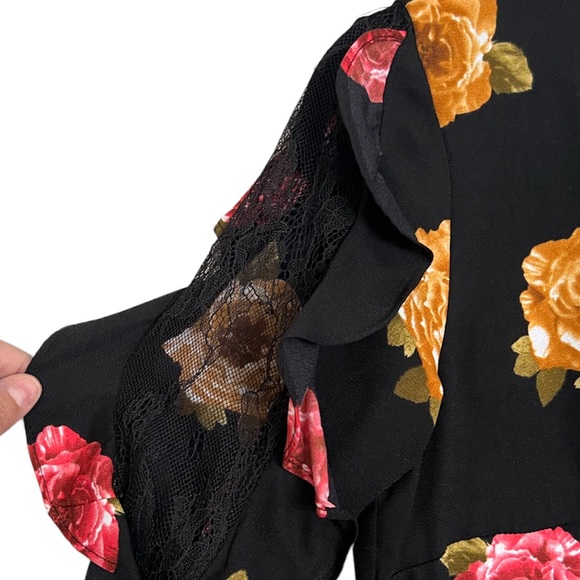 EUC | Nicole Miller Studio | Floral Dress with Lace/Mesh on Sleeves | Size 2 - Picture 5 of 11
